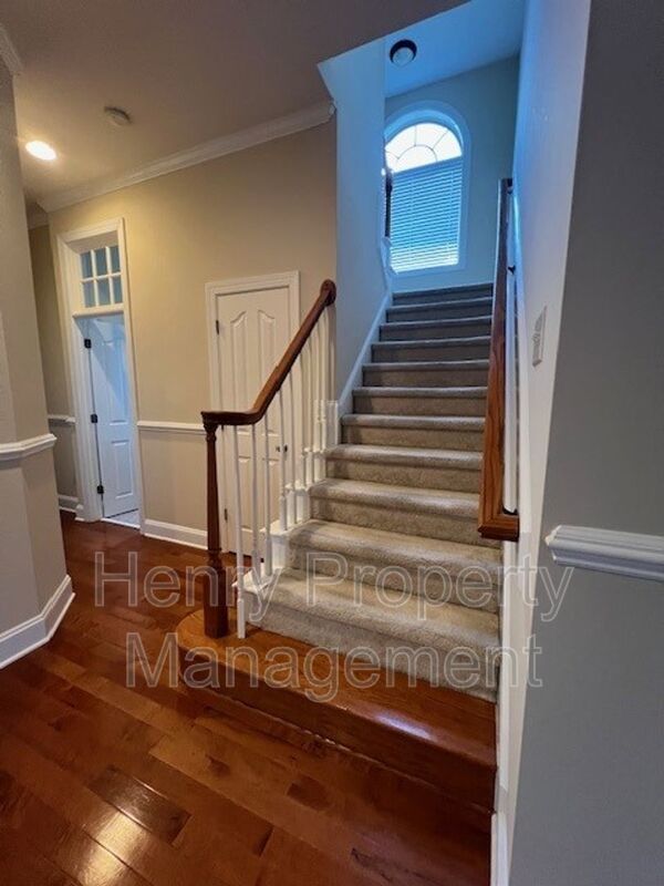 Spacious 5 Bedroom Home in Bishopsgate Subdivision Cary, NC property image
