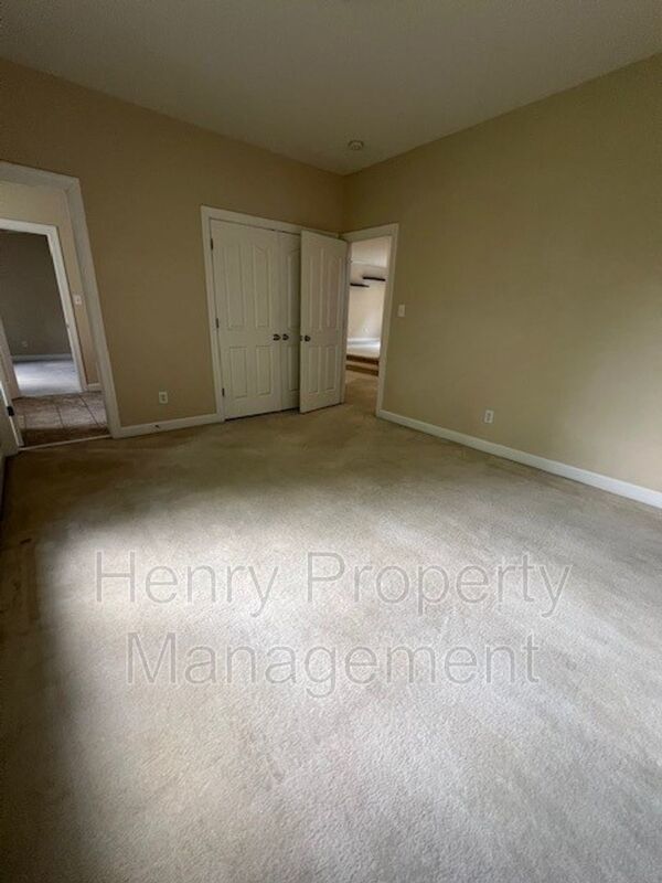 Spacious 5 Bedroom Home in Bishopsgate Subdivision Cary, NC property image