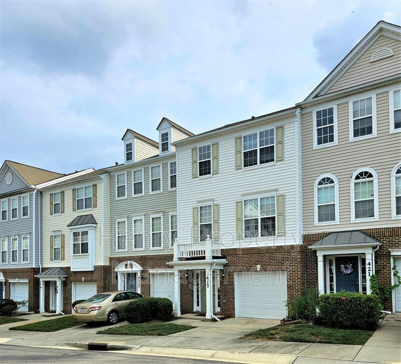 Three Story Townhome in Breckenridge Subdivision in Morrisville property image