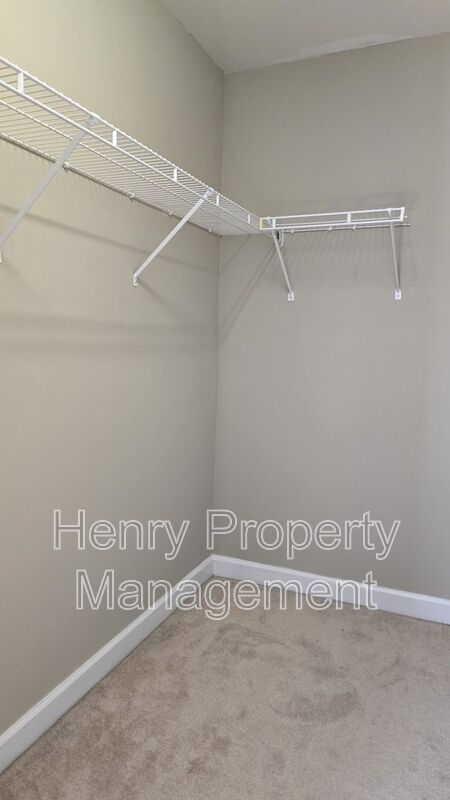 Four Bedroom Home in Brookstone Subdivision, West Cary property image