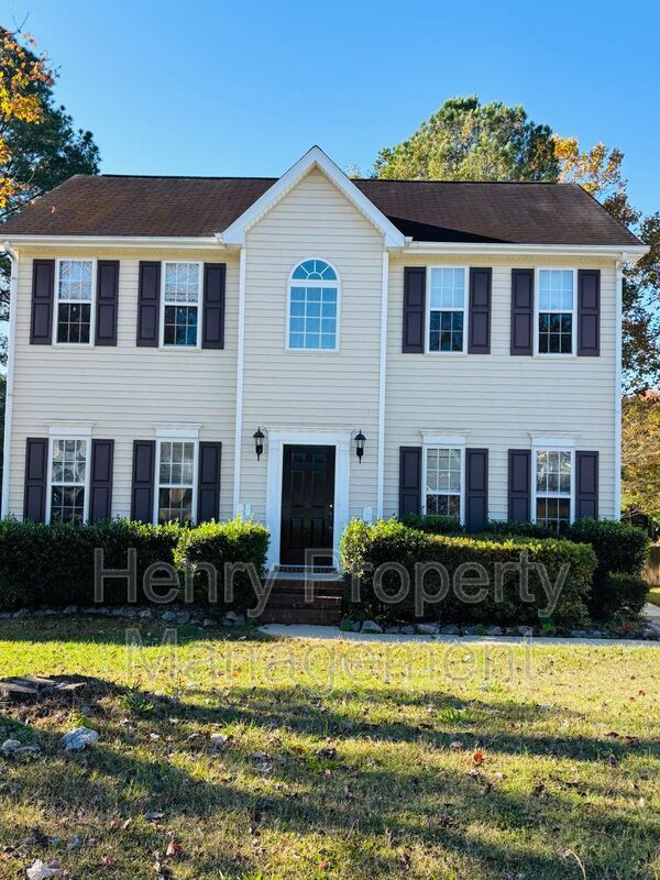 MOVE-IN SPECIAL: 2ND MONTH'S RENT 1/2 OFF!!! 3 Bedroom Home in Waterford Landing Subdivision, Raleigh property image