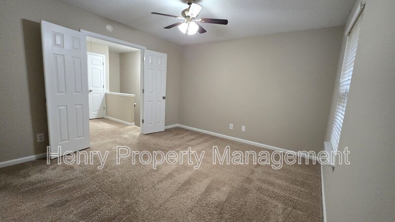 Three Bedroom Townhome off Kildaire Farm Rd in Cary property image