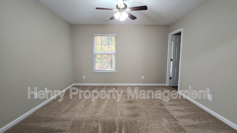 Three Bedroom Townhome off Kildaire Farm Rd in Cary property image