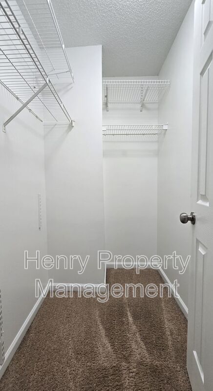 Three Bedroom Townhome off Kildaire Farm Rd in Cary property image