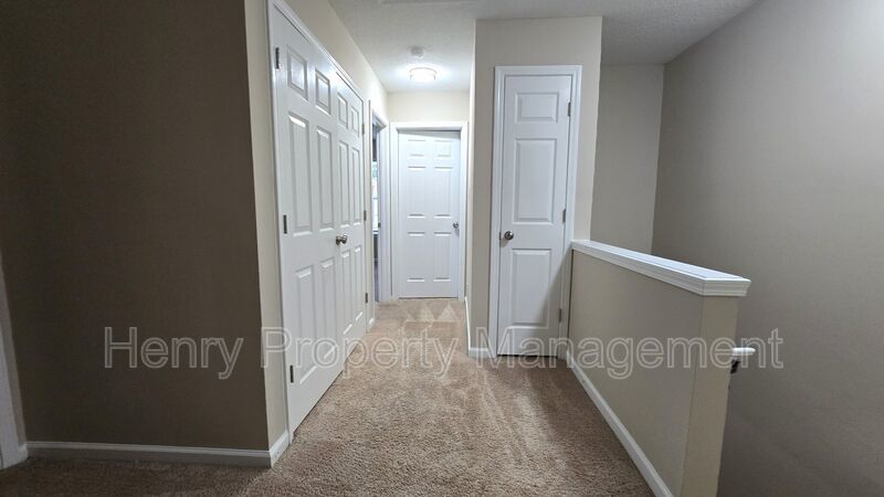 Three Bedroom Townhome off Kildaire Farm Rd in Cary property image