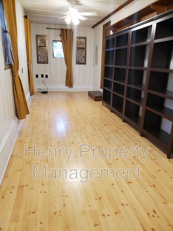 COMING SOON: Two bedroom Ranch Home in the heart of Downtown Cary property image