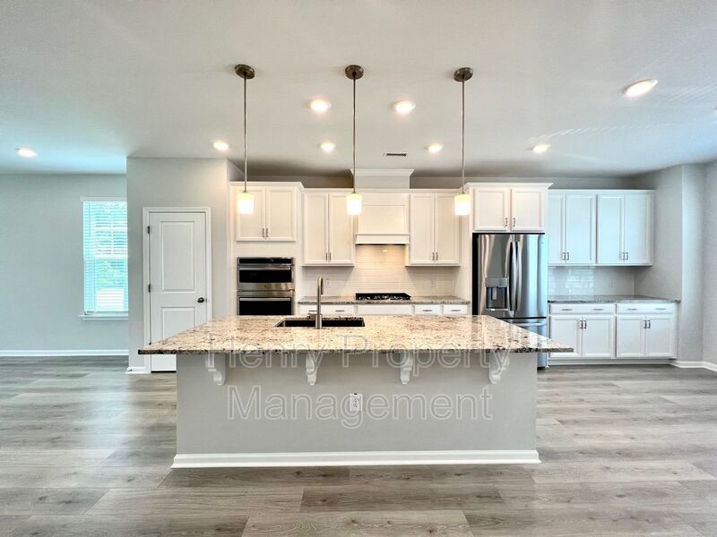 4 Bedroom Town Home in Ellis Crossing property image