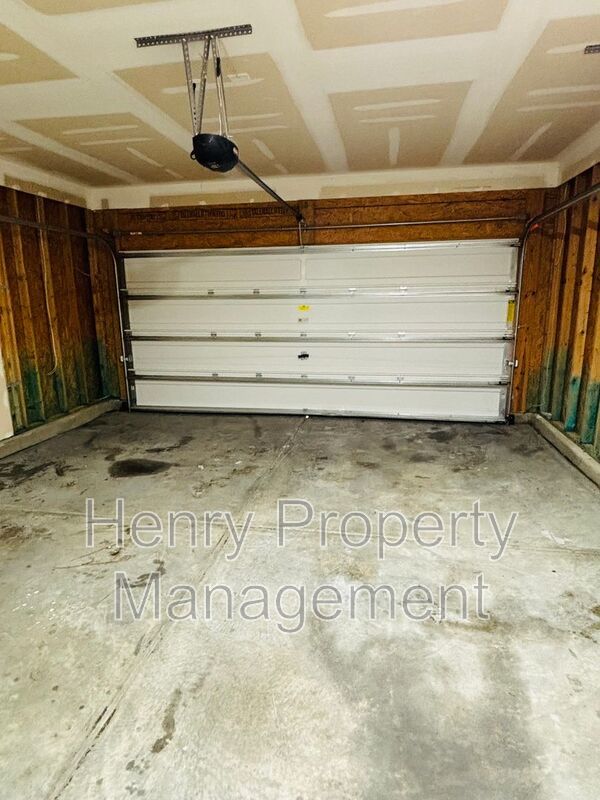 4 Bedroom Home in Tyron Place Subdivision, Raleigh property image