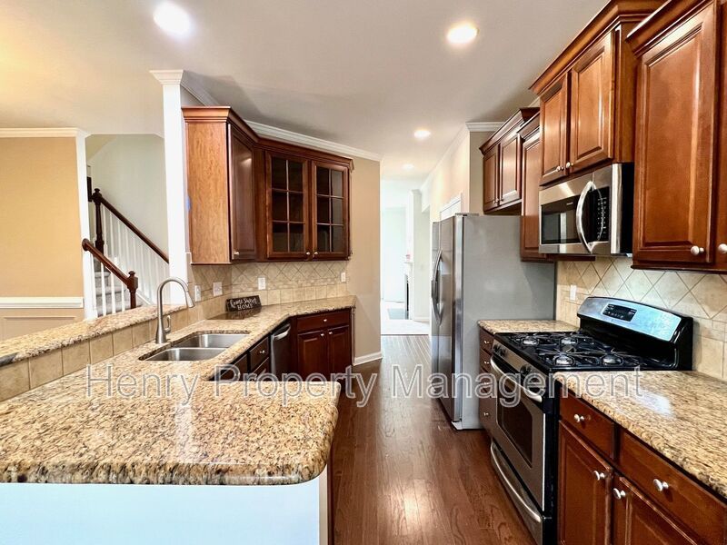 3 Bedroom Townhome in Glenwood Station Subdivision, Raleigh property image