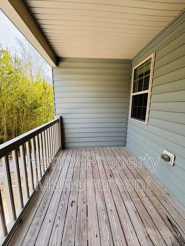 3 Bedroom Townhome in Glenwood Station Subdivision, Raleigh property image