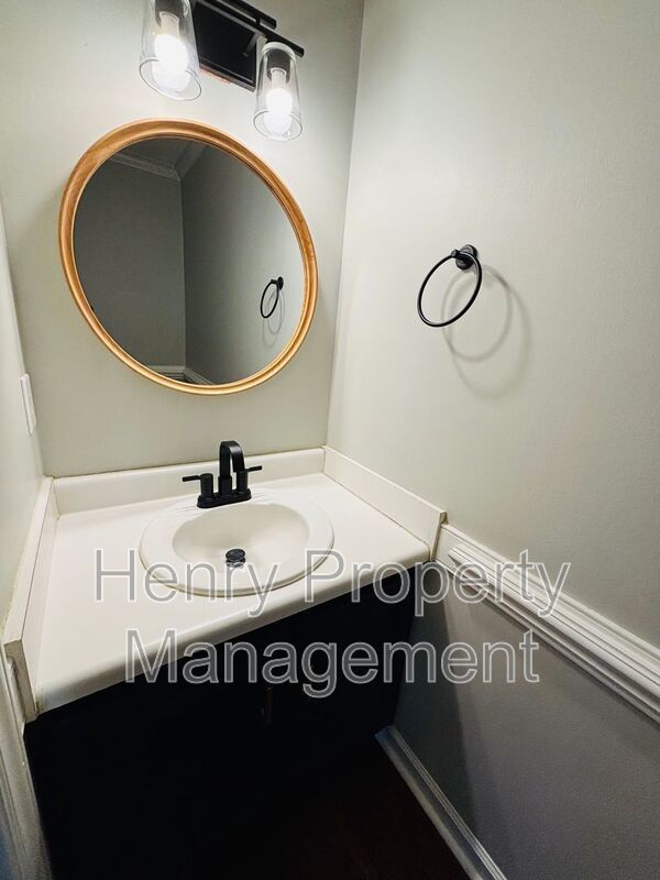 Adorable 3 Bedroom Home in Woods of Ashbury Subdivision Raleigh property image