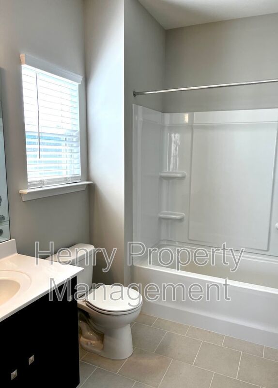 Three Bedroom Townhome in Villages of Apex Subdivision property image