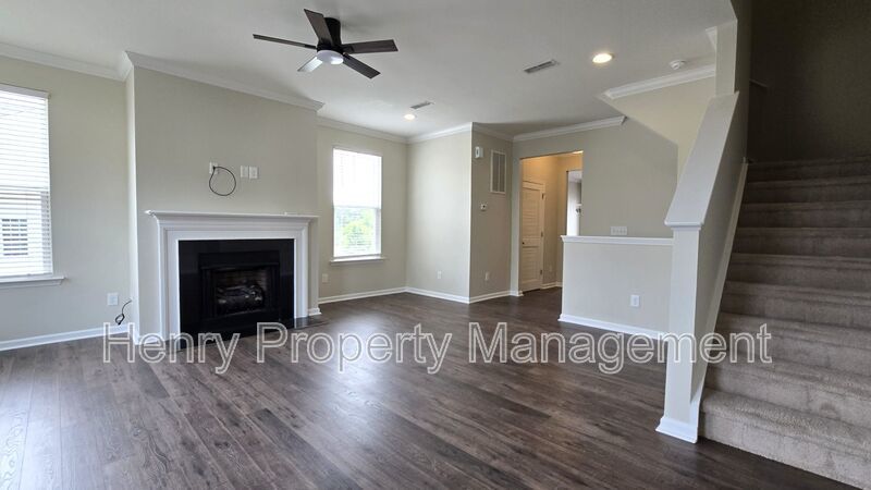 Three Bedroom Townhome in Villages of Apex Subdivision property image