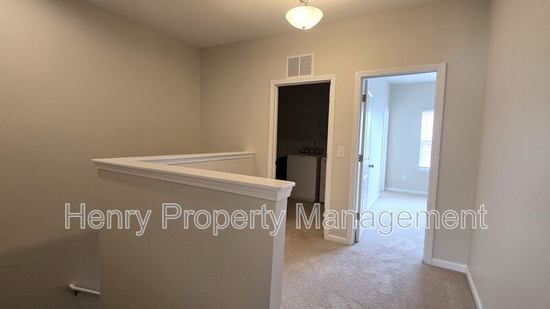 Three Bedroom Townhome in Villages of Apex Subdivision property image