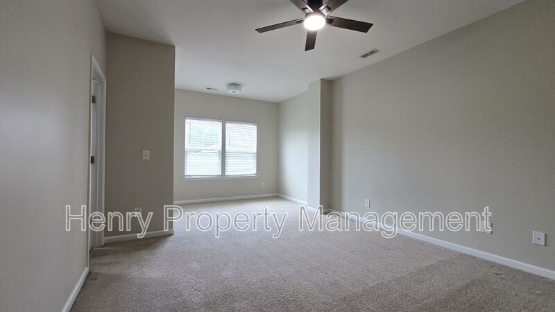Three Bedroom Townhome in Villages of Apex Subdivision property image