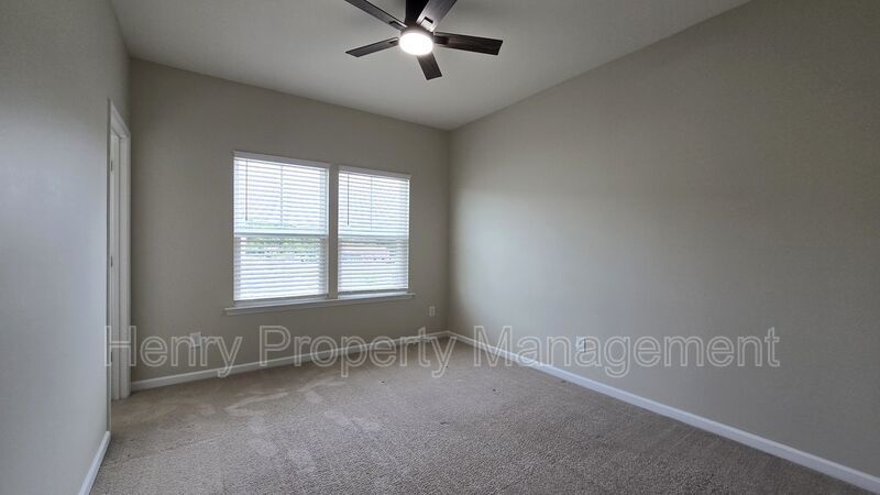Three Bedroom Townhome in Villages of Apex Subdivision property image