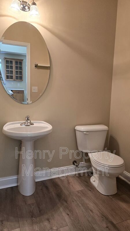 Four bedroom Home in Ravenstone Subdivision, Durham property image