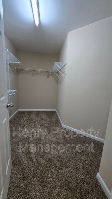 Four bedroom Home in Ravenstone Subdivision, Durham property image