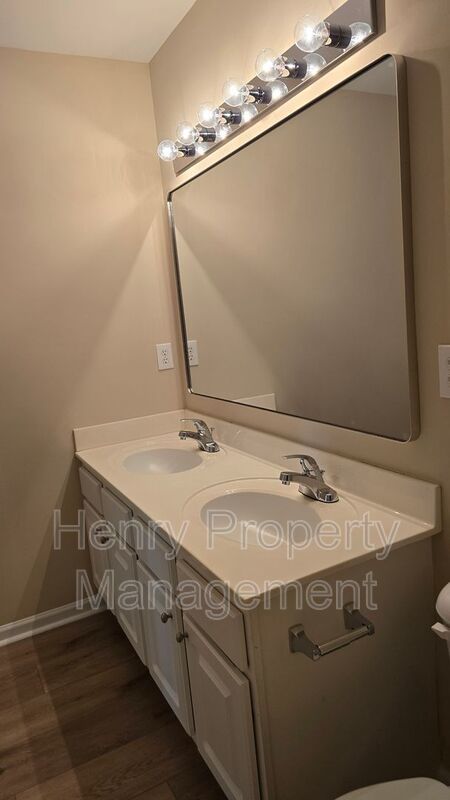 Four bedroom Home in Ravenstone Subdivision, Durham property image