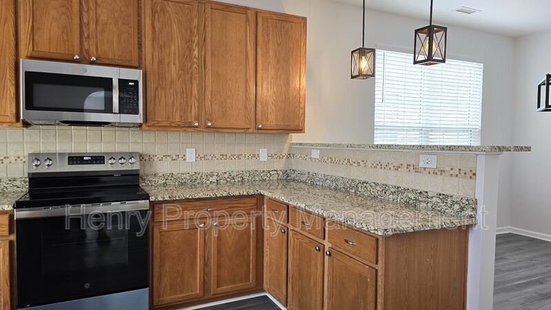 Three Bedroom Home in Autumn Park Subdivision, Holly Springs property image