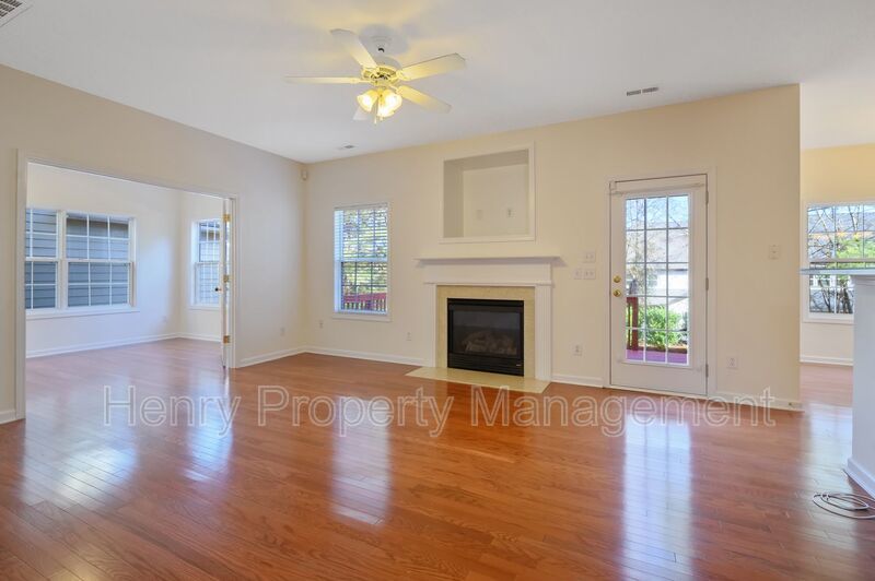 Four Bedroom Home in Legacy @ Carpenter Village Subdivision property image