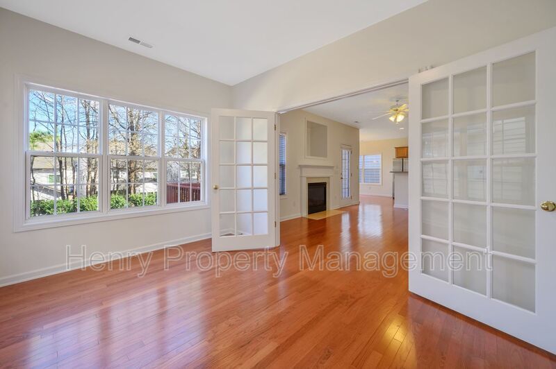 Four Bedroom Home in Legacy @ Carpenter Village Subdivision property image