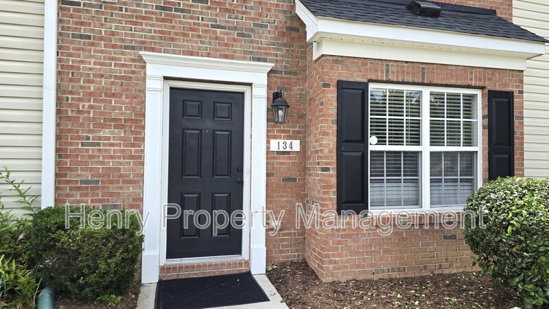 Three Bedroom Townhome in Bradley Terrace, Apex property image