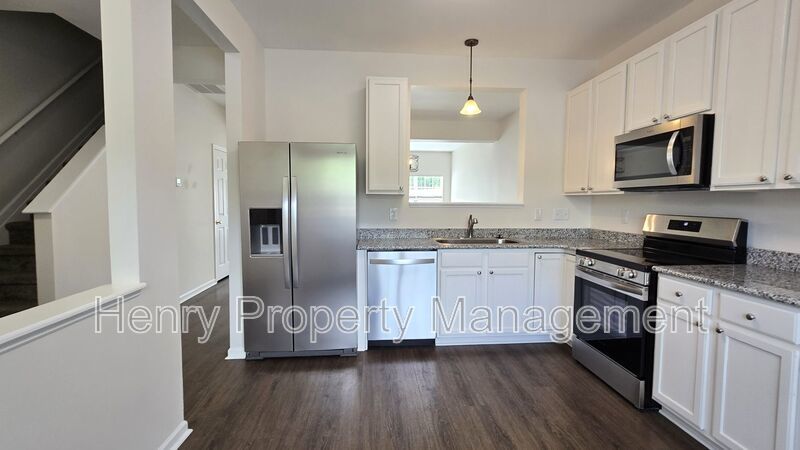 Three Bedroom Townhome in Bradley Terrace, Apex property image