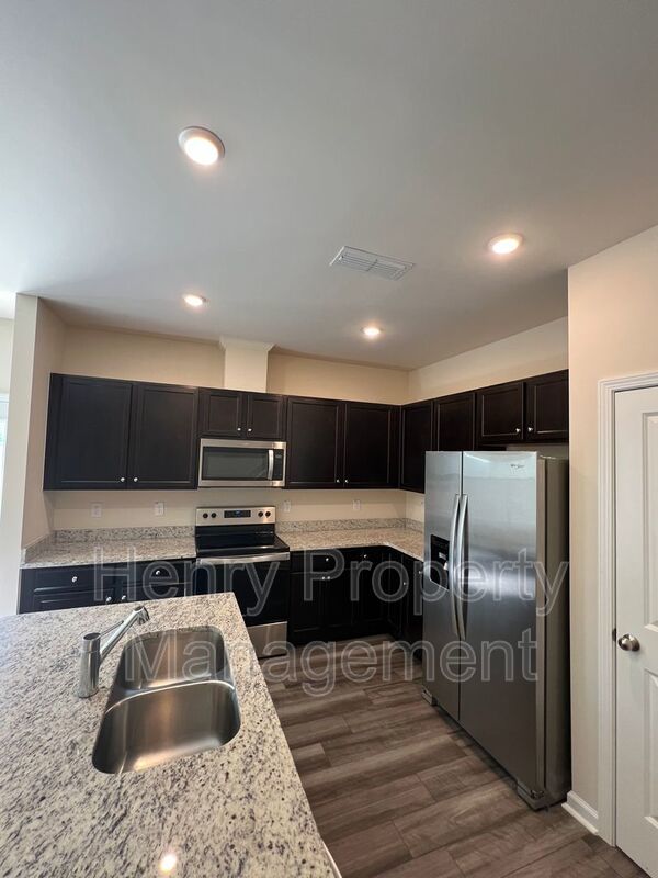 3 Bedroom Townhome in McKenzie Meadows Subdivision, Wendell property image
