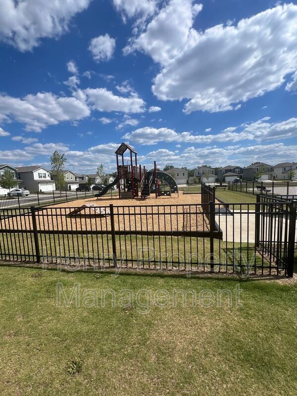 3 Bedroom Townhome in McKenzie Meadows Subdivision, Wendell property image