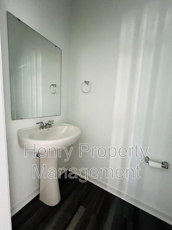3 Bedroom Townhome in Finley Landing Subdivision, Smithfield property image
