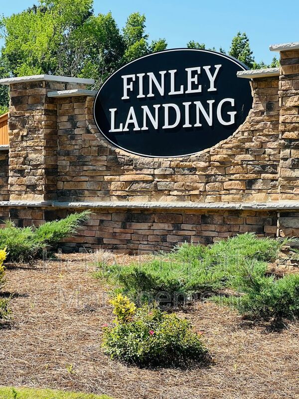 3 Bedroom Townhome in Finley Landing Subdivision, Smithfield property image