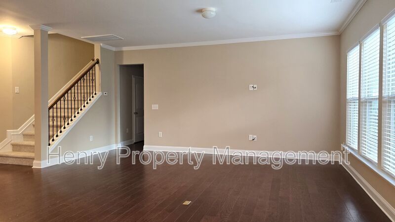 Five Bedroom Home in the Heart of Apex - Magnolia Walk Subdivision property image