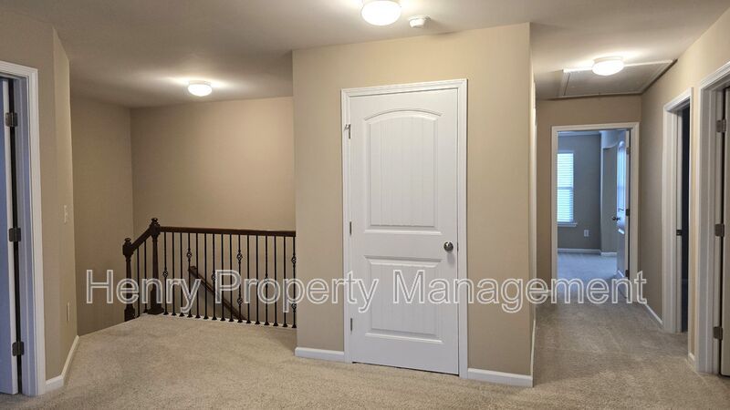 Five Bedroom Home in the Heart of Apex - Magnolia Walk Subdivision property image