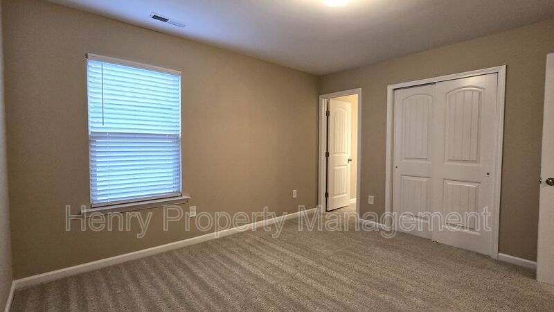 Five Bedroom Home in the Heart of Apex - Magnolia Walk Subdivision property image