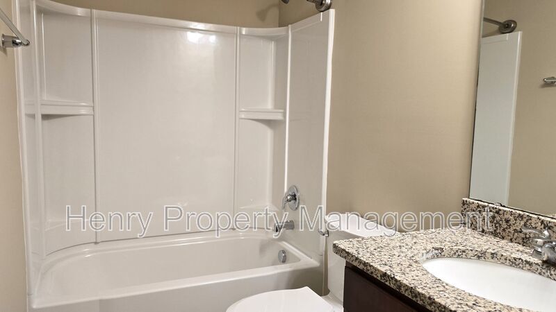 Five Bedroom Home in the Heart of Apex - Magnolia Walk Subdivision property image