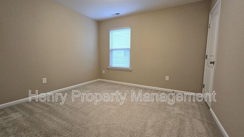 Five Bedroom Home in the Heart of Apex - Magnolia Walk Subdivision property image