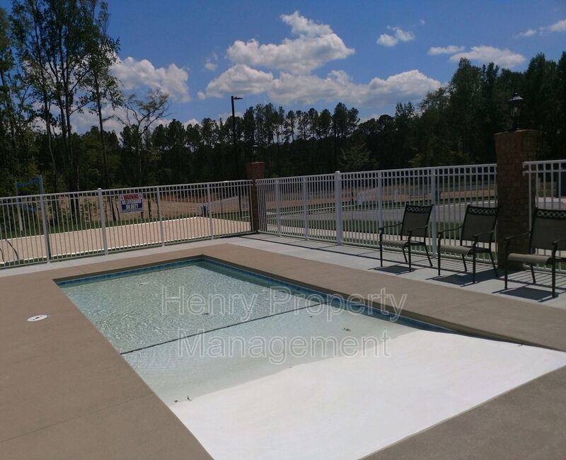 Four Bedroom End-Unit Townhome in Townes at Westford Subdivision, Apex property image