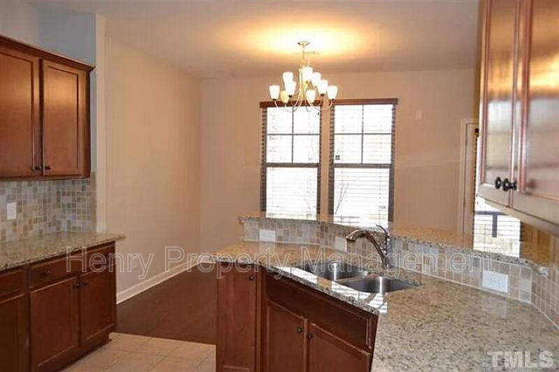 3 Bedroom Home in Ellington Place Subdivision, Apex property image