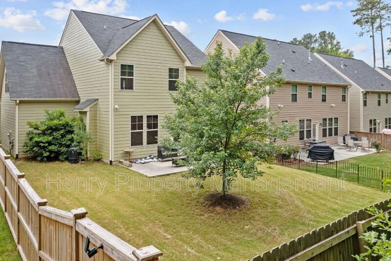 3 Bedroom Home in Ellington Place Subdivision, Apex property image