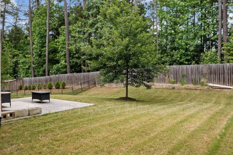 3 Bedroom Home in Ellington Place Subdivision, Apex property image