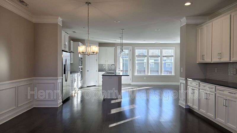 Four Bedroom End-Unit Townhome in Townes at Westford Subdivision, Apex property image
