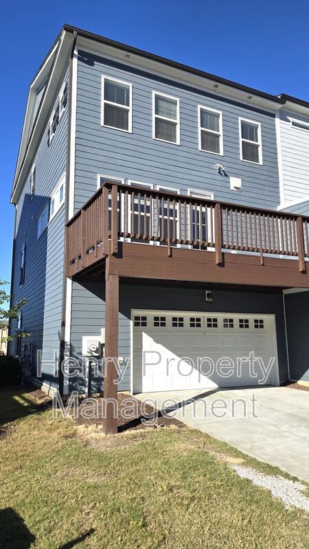 Four Bedroom End-Unit Townhome in Townes at Westford Subdivision, Apex property image