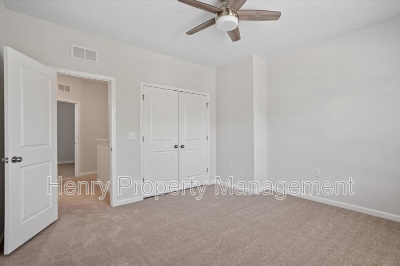 Gorgeous 4 Bedroom Home in Holly Springs property image